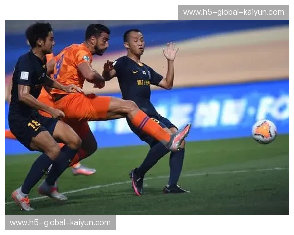 重温羊城德比：恒大vs富力录像背后的金元足球巅峰盛宴与战术回响